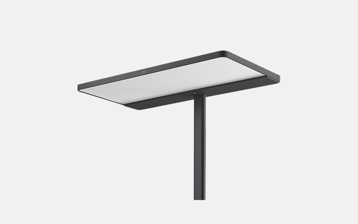 Freestanding LED Task Lamp with Integrated PIR Sensors and Daylight Compensation
