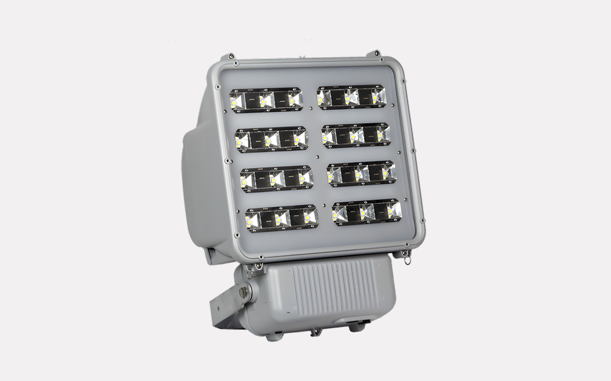Heavy Duty LED Floodlight with Enhanced Surge Protection Up to 10kV for Reliable Outdoor Operation