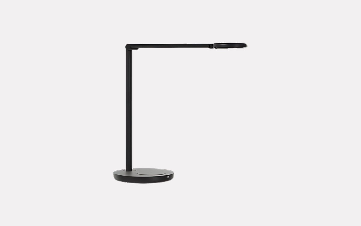 High-CRI LED Task Light for Desks, Workbenches, and Studios