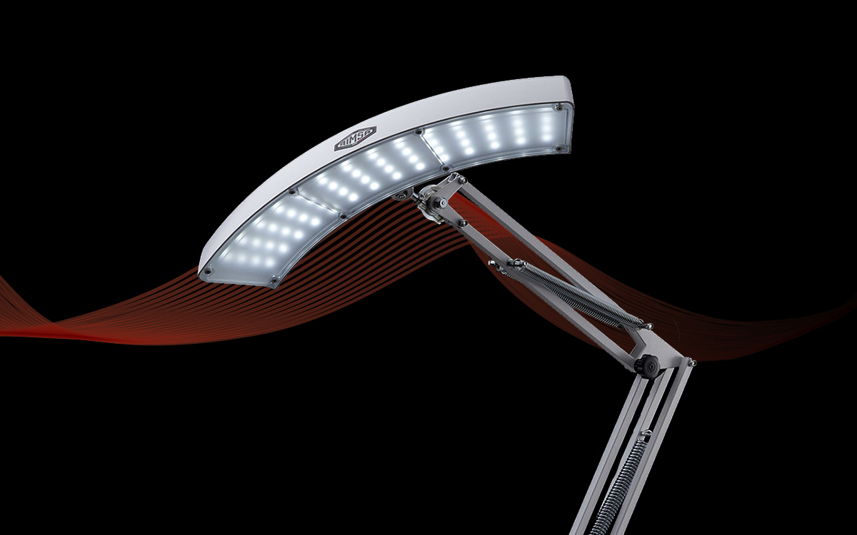High-CRI LED Workstation Light with Shadow-Reducing Optical Reflector and imming Control