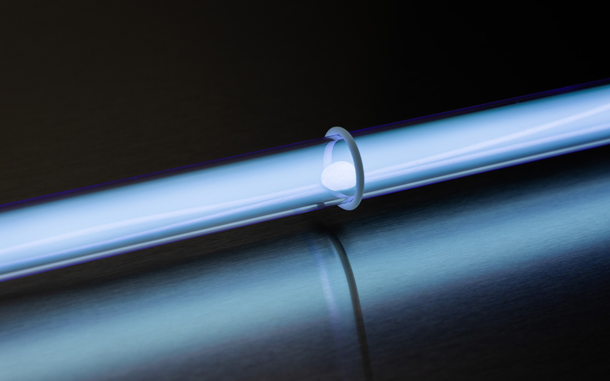 High-Output Low-Pressure Amalgam UV-C Lamps for Water Purification, Air Sterilization, and Surface Disinfection Systems