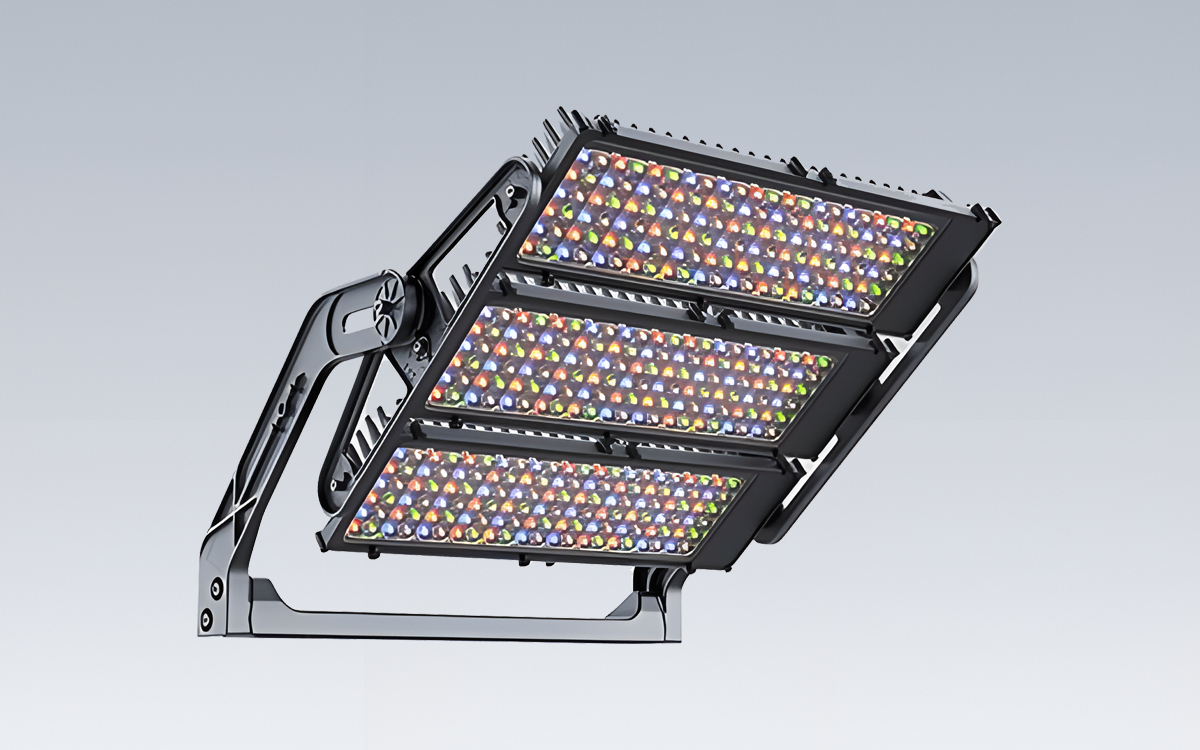 High Power RGBW and Balanced White LED Floodlight with Dual DALI and DMX-RDM Gearbox