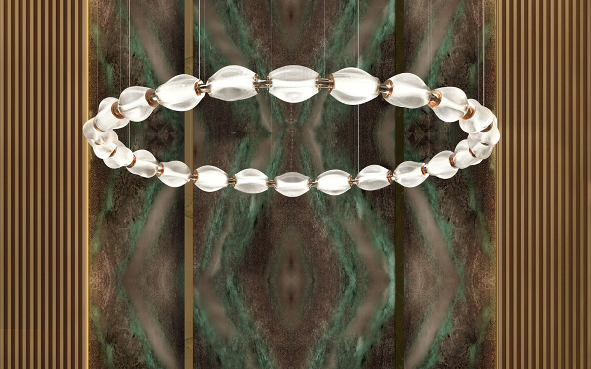 Hollywood-Inspired Chandelier Light with Jewel-Like Glass Diffuser