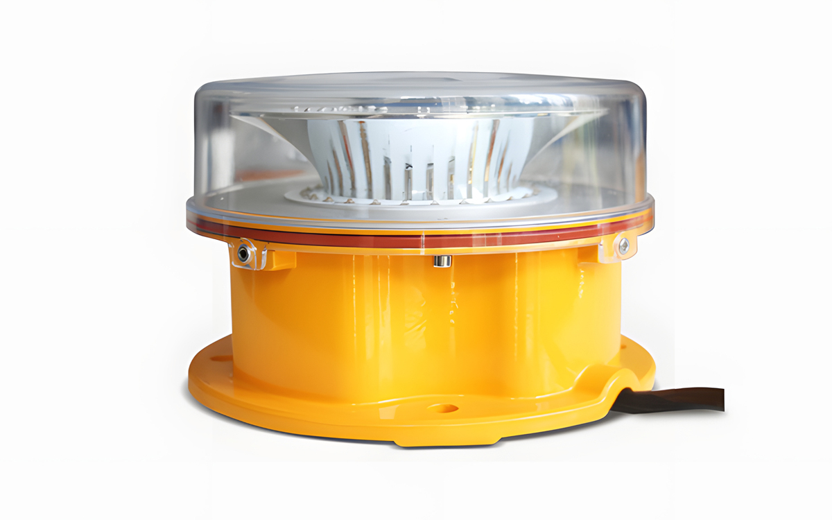 ICAO-Compliant LED Heliport Beacon with Long-Range White Flash for Enhanced Pilot Visibility