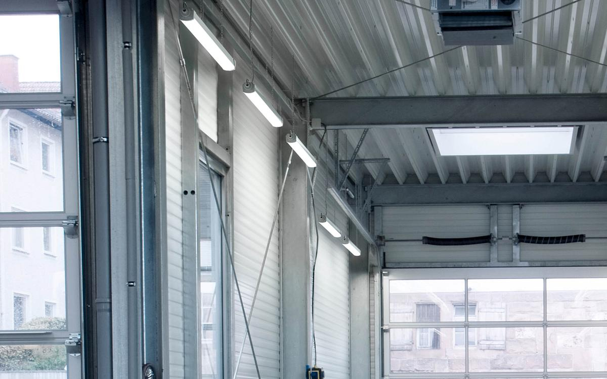IP66 LED Tri-Proof Light with DALI Control for Harsh Industrial Environments