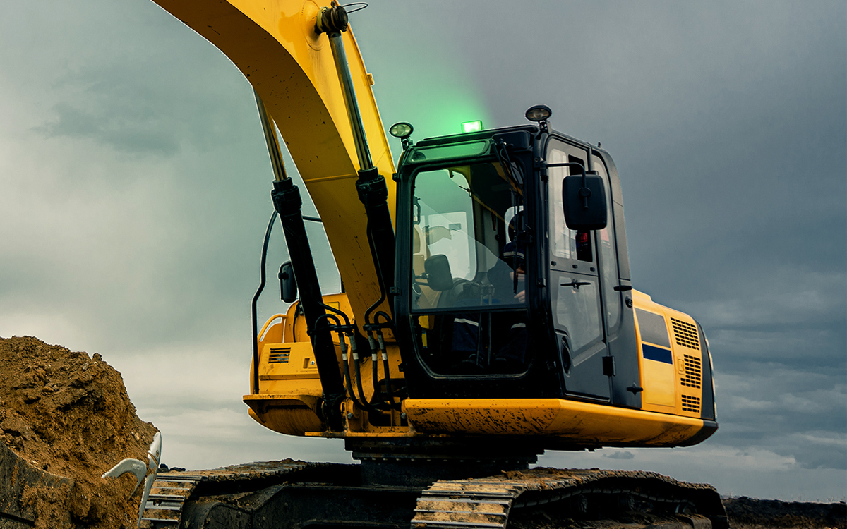 LED Auxiliary Light for Equipment Positioning and Hazard Identification