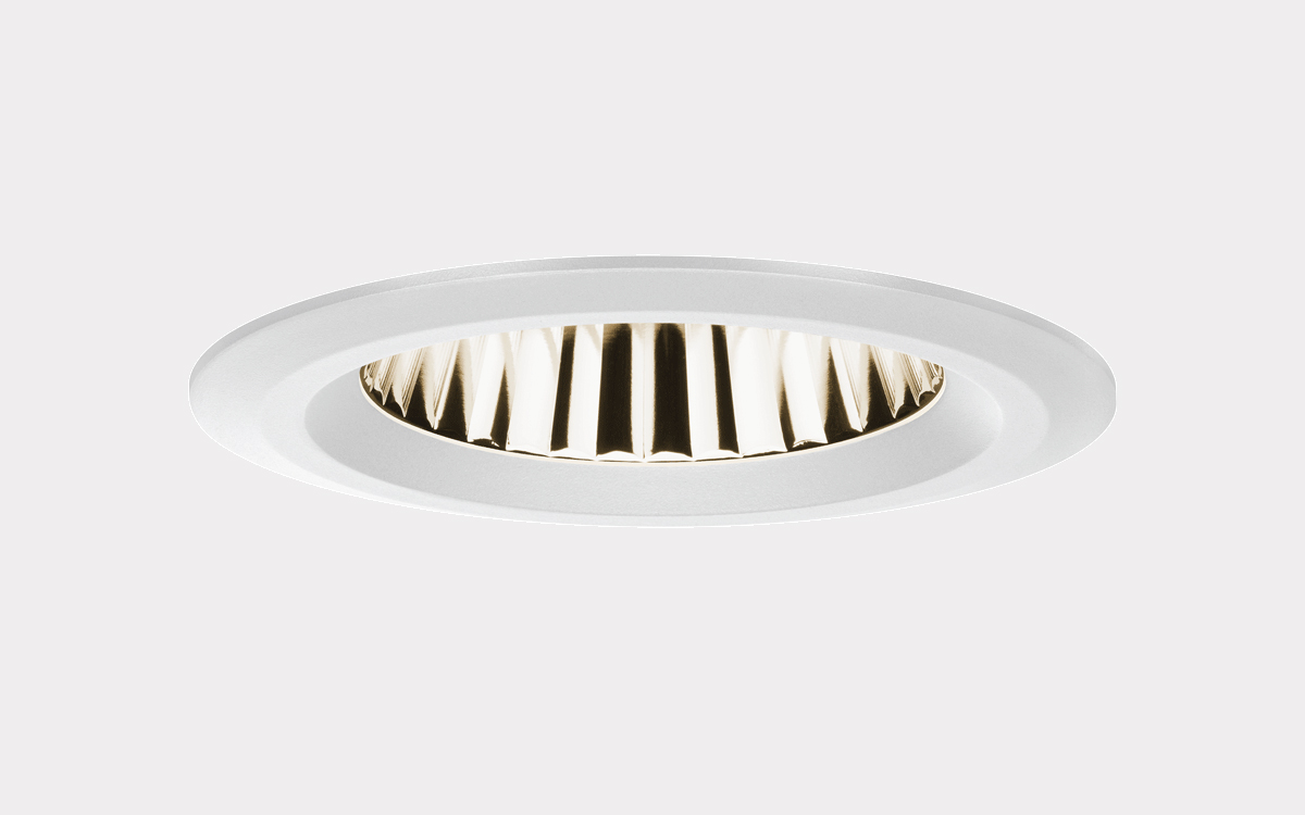 LED Downlight with 3D Faceted Reflectors for Retail and Commercial Applications