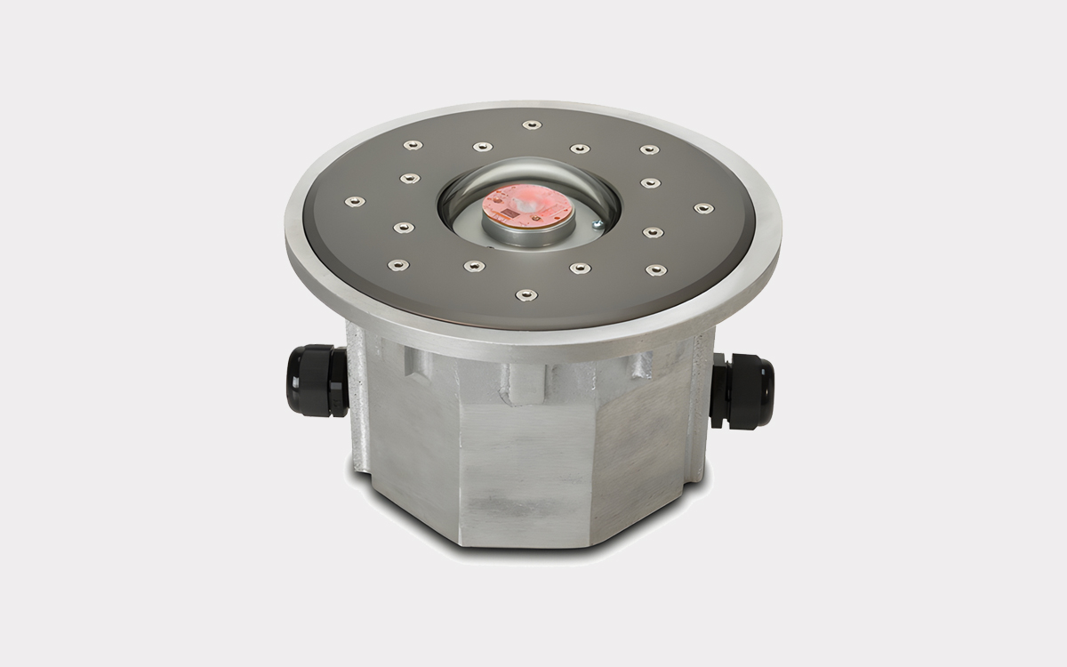 LED Obstruction Light with Drive-Over Durability for Heliport Perimeter Lighting