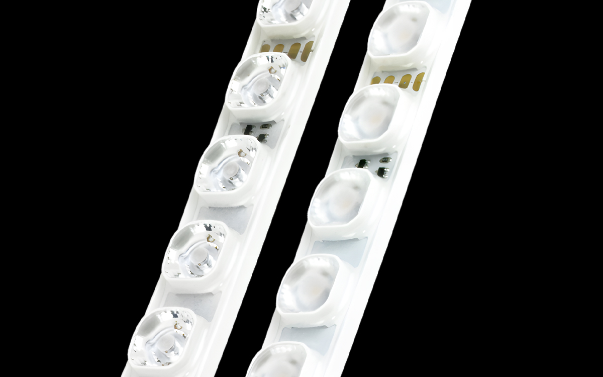 LED Strip Light for Architectural Wall Washing and Grazing Applications