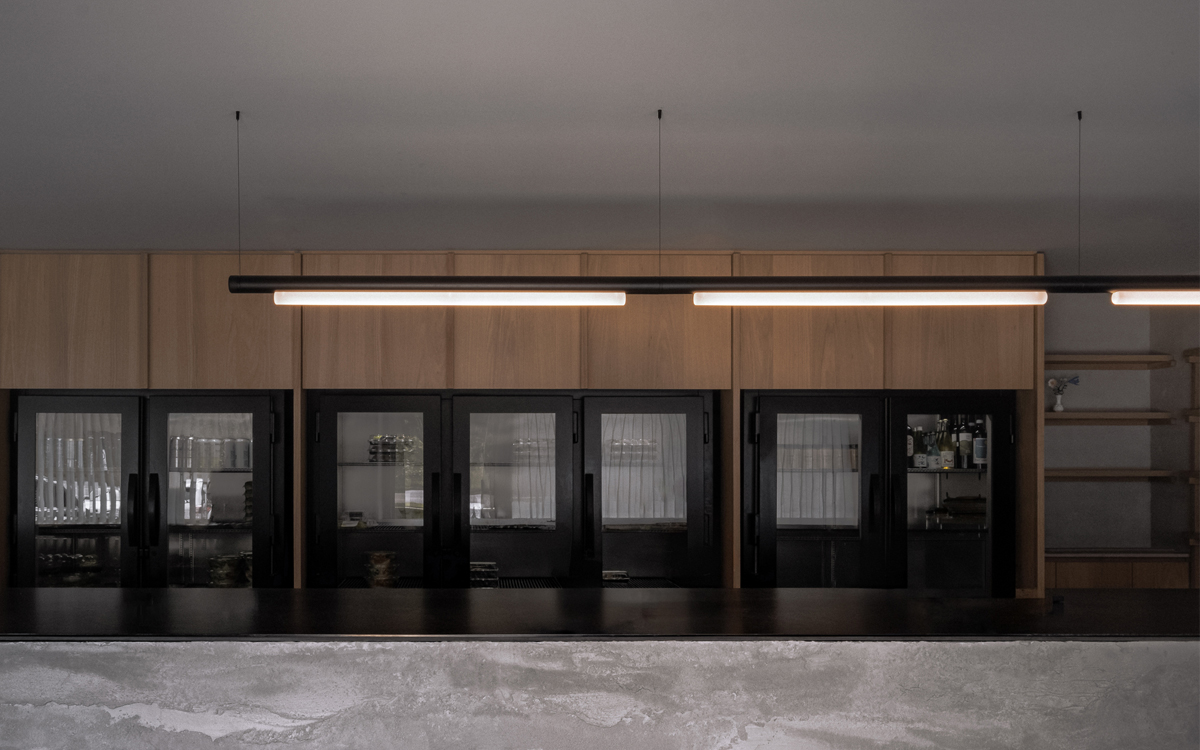 Linear Architectural LED Pendant Fixture with Angled or Horizontal Mounting Possibilities