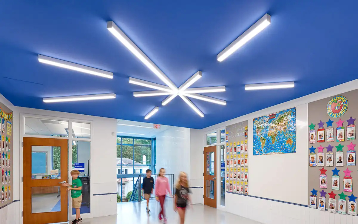 Linear LED Fixture with Suspended, Surface, and Wall Mount Options for Architectural Lighting