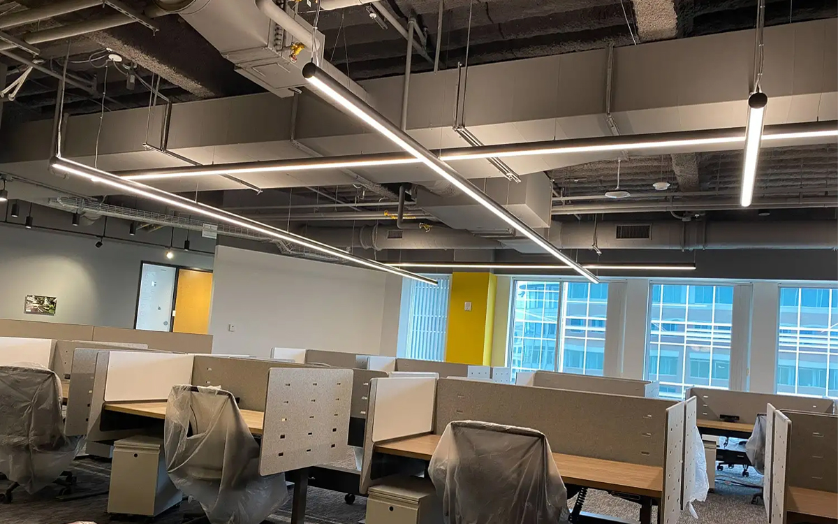 Linear Suspended LED Tubular Luminaire with Dual Circuit Control for Direct, Indirect, or Combined Uplight and Downlight Applications