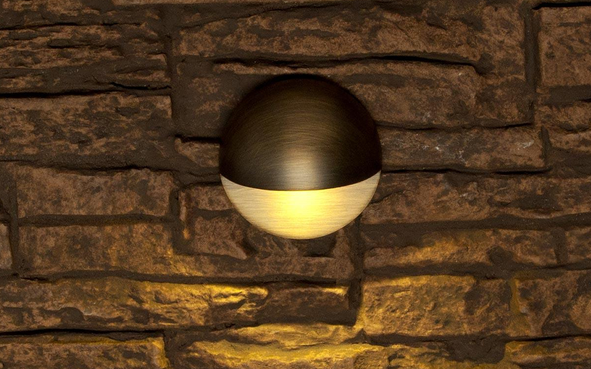 Low Voltage Outdoor Brass LED Wall Light with PWM/Phase Dimmable Control