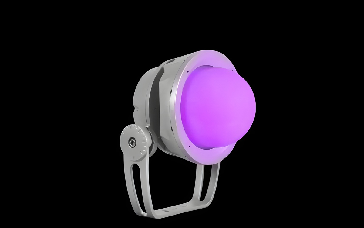 Lumenbeam Medium Color Changing – RGBW Architectural Outdoor LED Spotlight for Facade, Landscape, and Monument Lighting