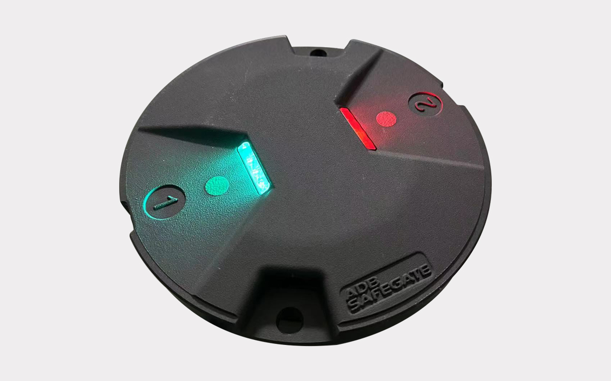 Medium Intensity LED Inset Light for Runway Threshold and End Lighting Applications