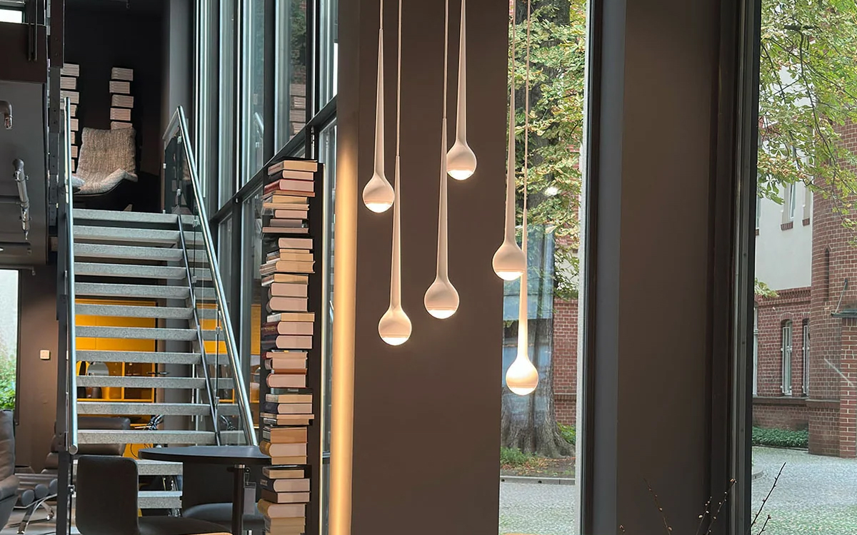 Minimalist Cluster Pendant Light for Dining, Living, and Staircase with Sunset Dimming for Circadian Lighting