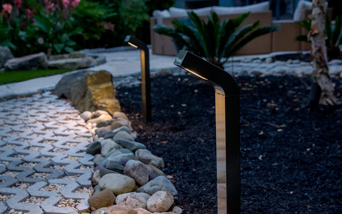 Modern LED Pathway Fixture for Landscape Lighting