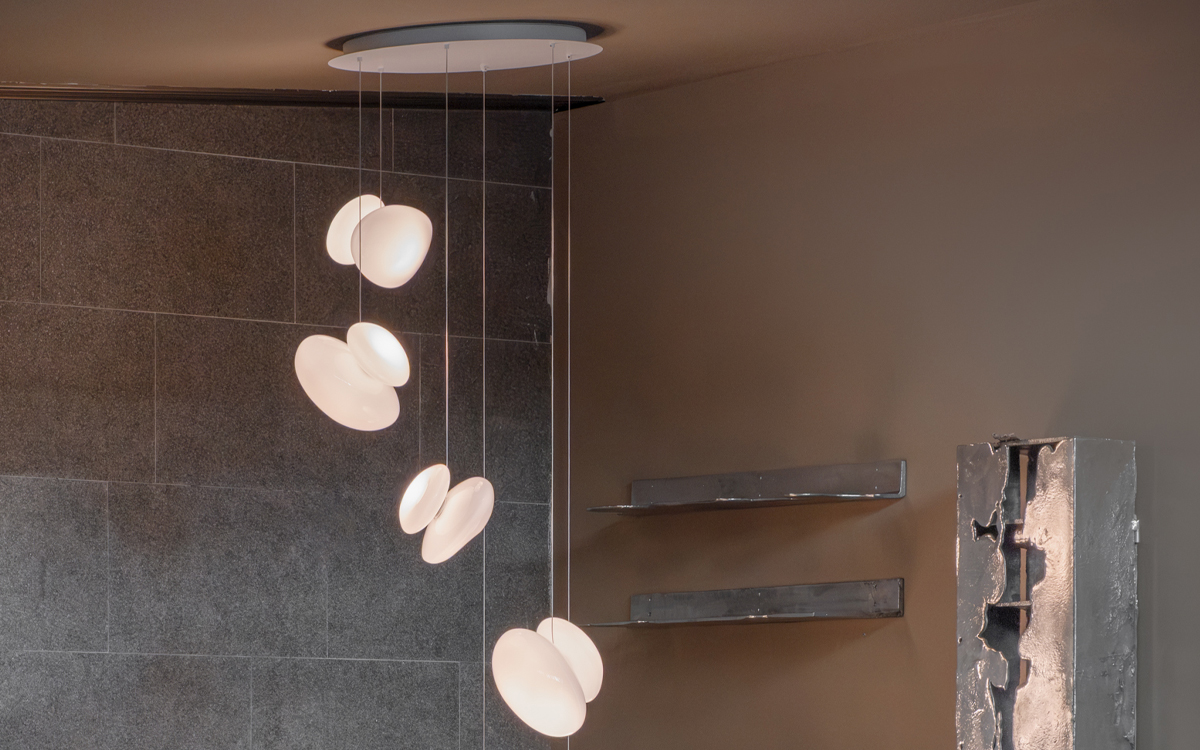 Multi-Point LED Pebble Pendant Lights with Helix, Double Helix, and Cluster Configurations for Luxury Interiors