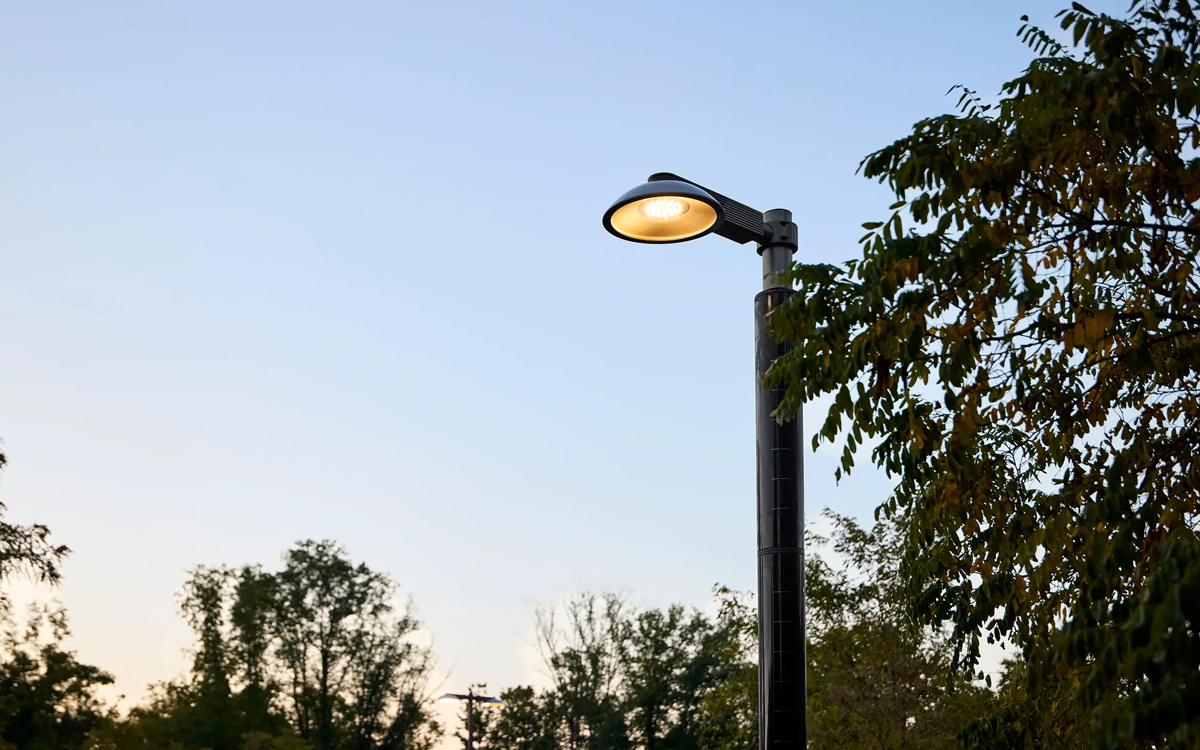 Off-Grid Solar Area Light with Smart Controls for Pathways, Roadways, and Public Spaces