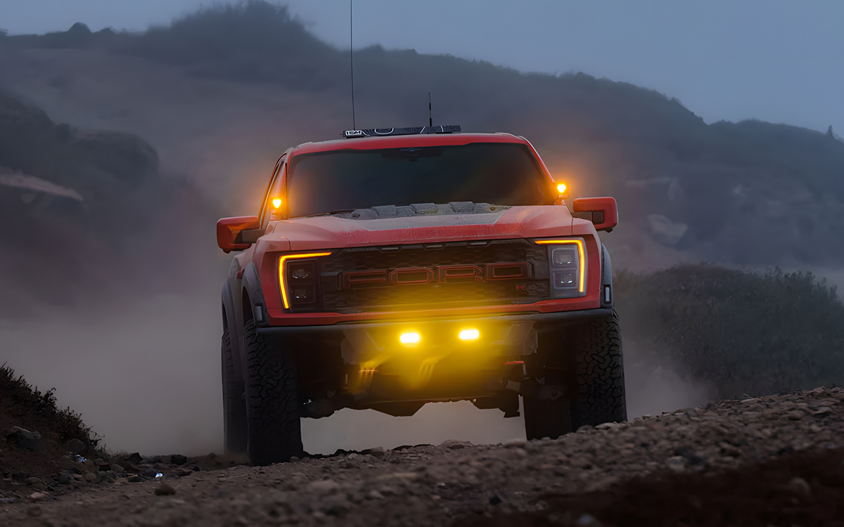 Off-Road LED Light Pods with Dual Color White and Amber Beam Technology