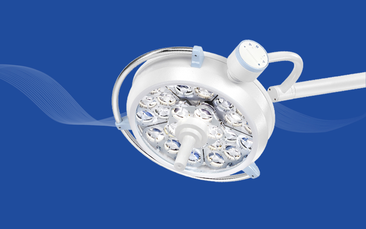 Operating Theatre Light for Cardiac and Neurosurgical Applications with Broad Three-Dimensional Radiance Across Fields