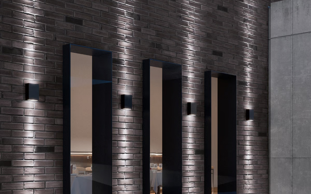Outdoor Dual-Beam LED Wall Light for Building Façades and Columns