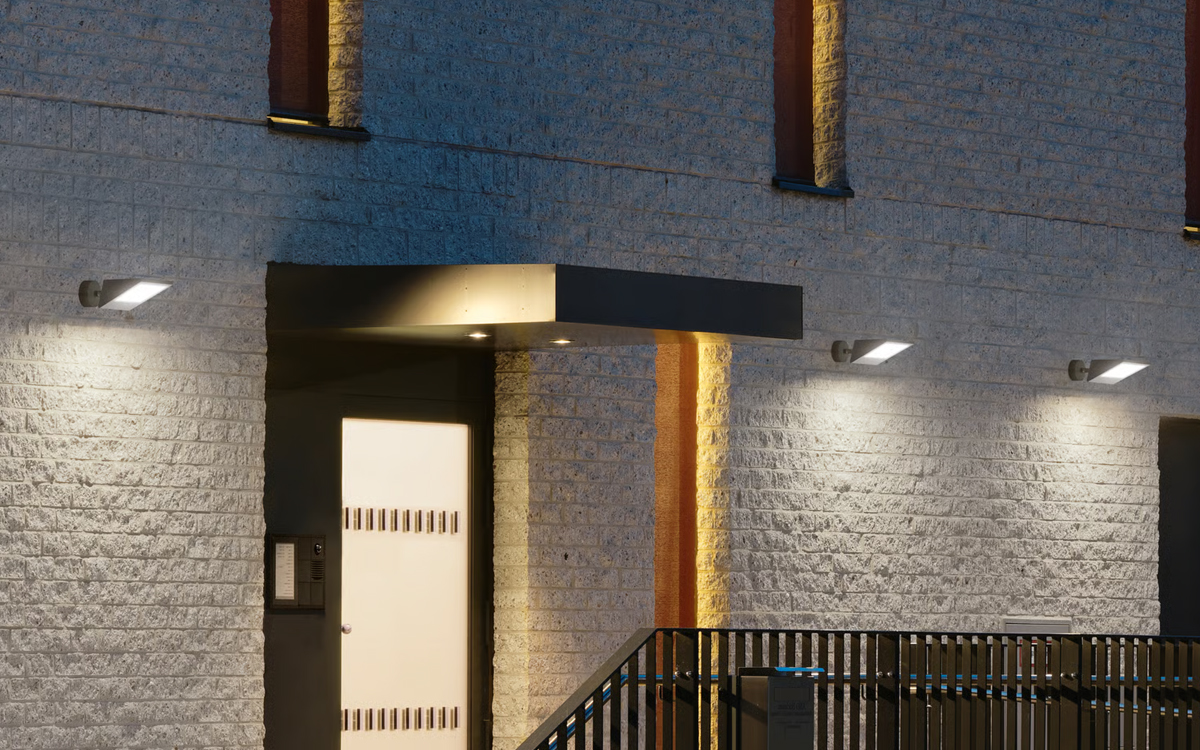 Outdoor LED Floodlight with Outrigger Arm and Mounting Box for Architectural, Landscape, Area, Signage Lighting