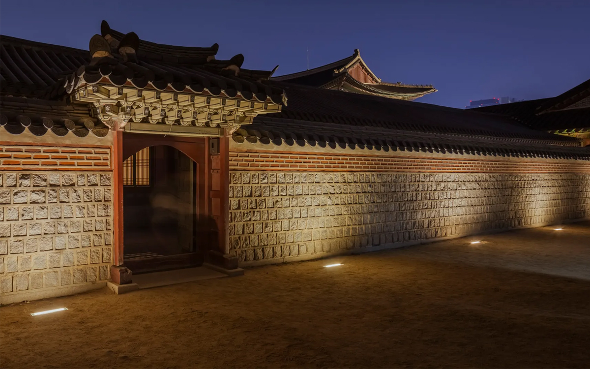 Outdoor Wall Grazing/Washing Light for Urban Architecture, Cultural Buildings, and Historical Façade Illumination