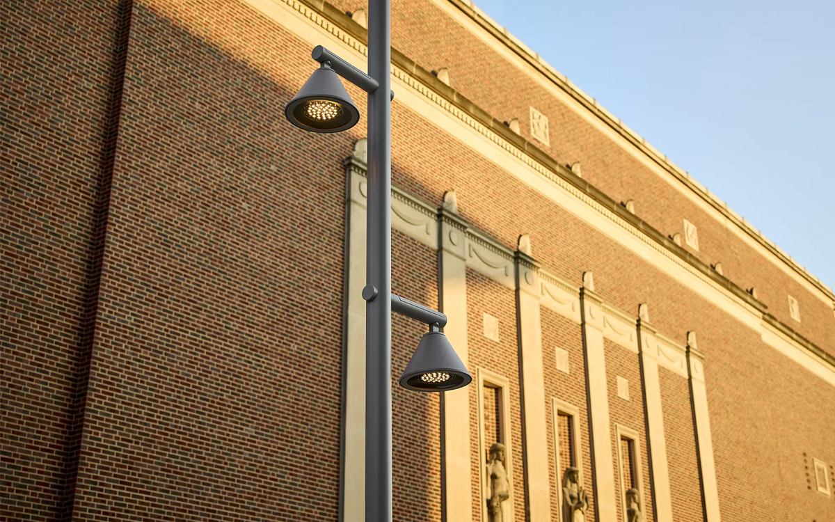 Pedestrian Scale LED Area Light for Urban Streetscape and Public Space Lighting