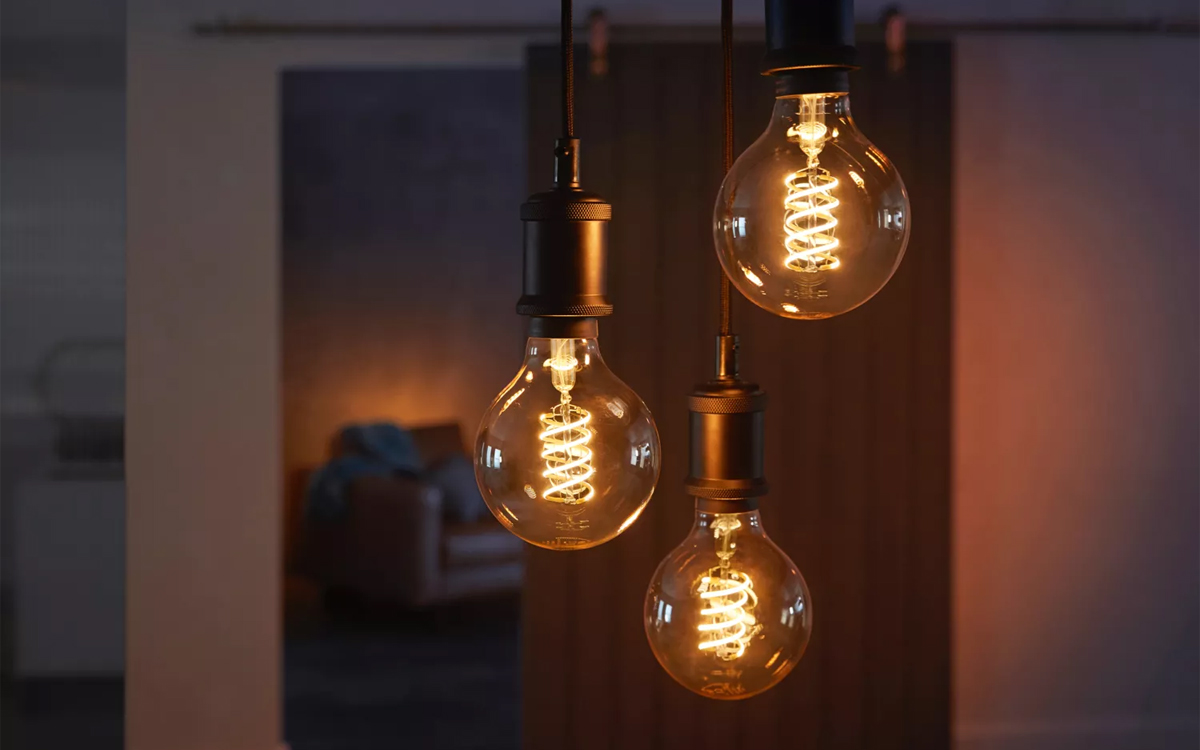 Philips Hue G25 E26 Base Smart LED Filament Bulb for Chandeliers and Open Fixtures