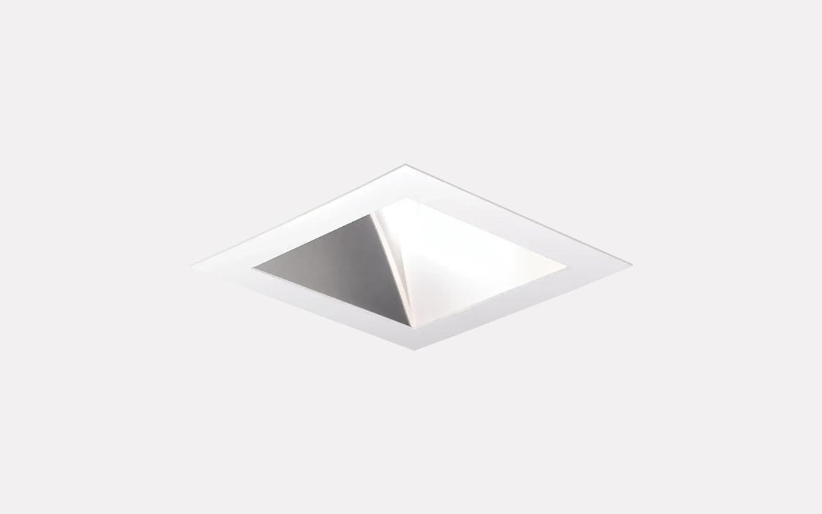 Recessed LED Wall Washer Downlight for Retail Merchandising Displays