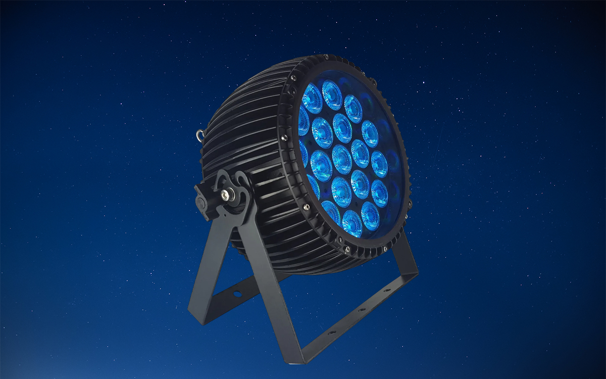 RGBW LED PAR Can Light with 32-Bit Dimming and Wireless DMX for Festival and Concert Stage Applications