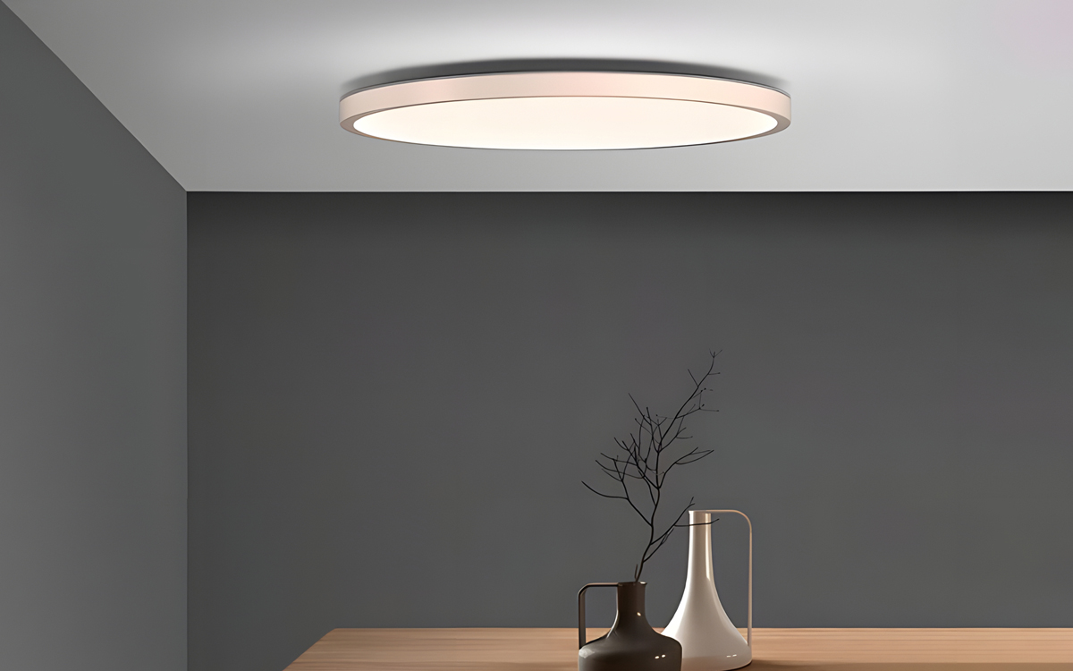 Surface Mount Round LED Ceiling Light with DALI Control and HCL Support for Commercial Interiors