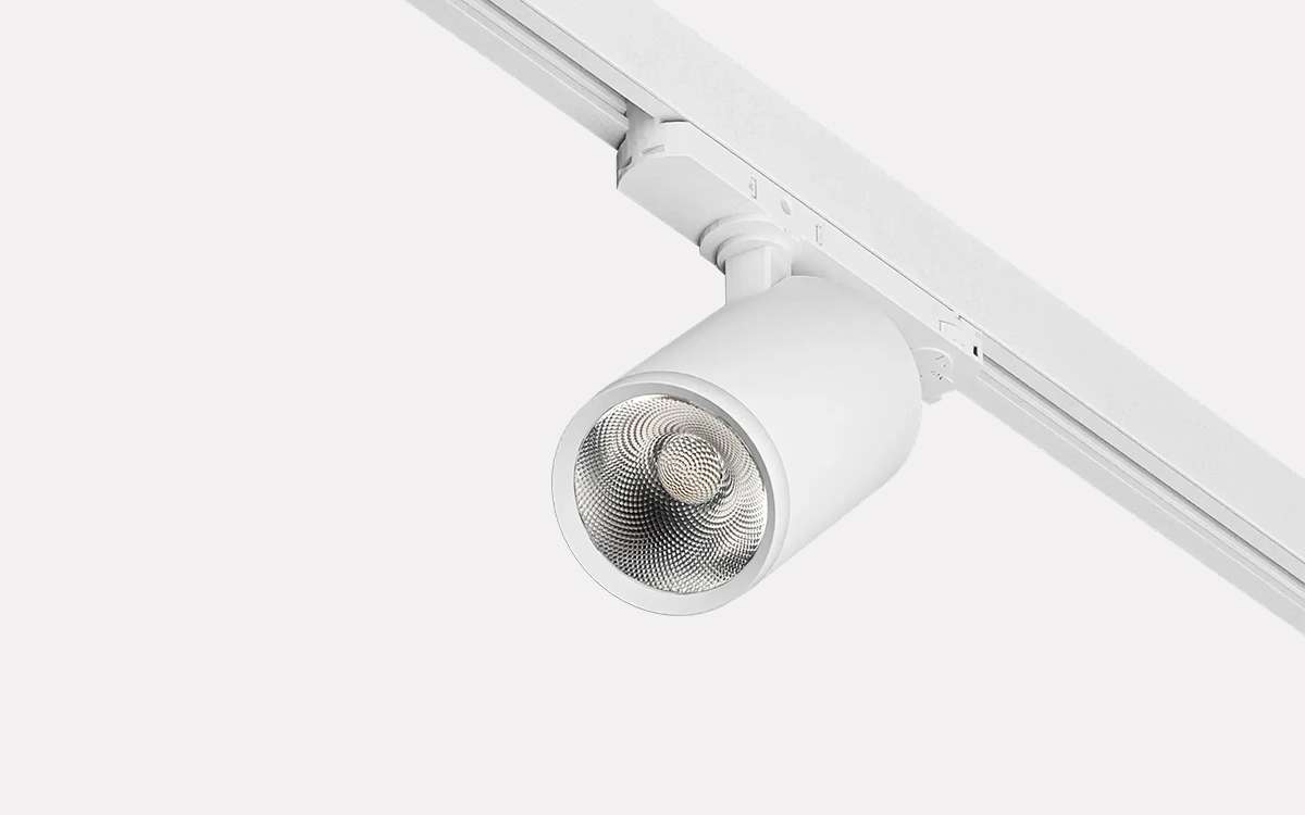 Track-Mounted Adjustable LED Spotlight with High CRI for Retail and Display Lighting