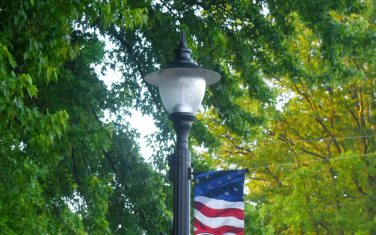 Traditional Acorn Style Post Top LED Street Light with Spun Aluminum Shade and Cast Aluminum Finial