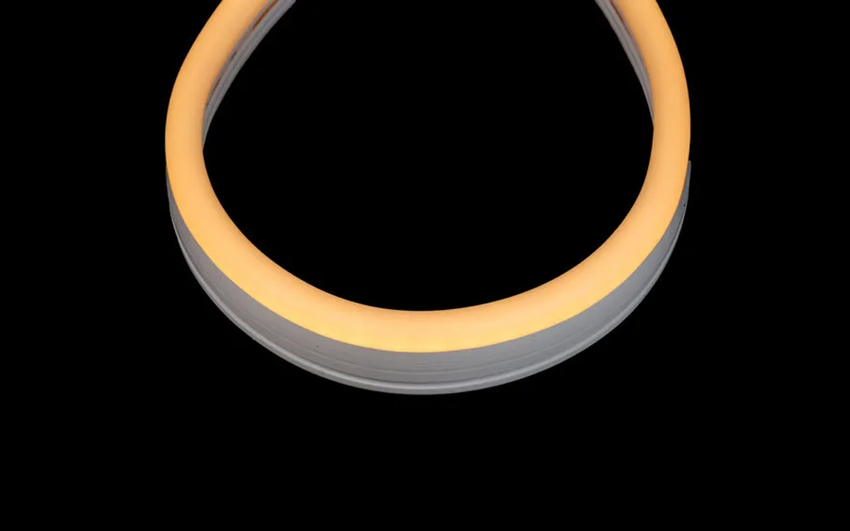 Warm White LED Neon Rope Light for Outdoor Signage, Architectural and Retail Lighting