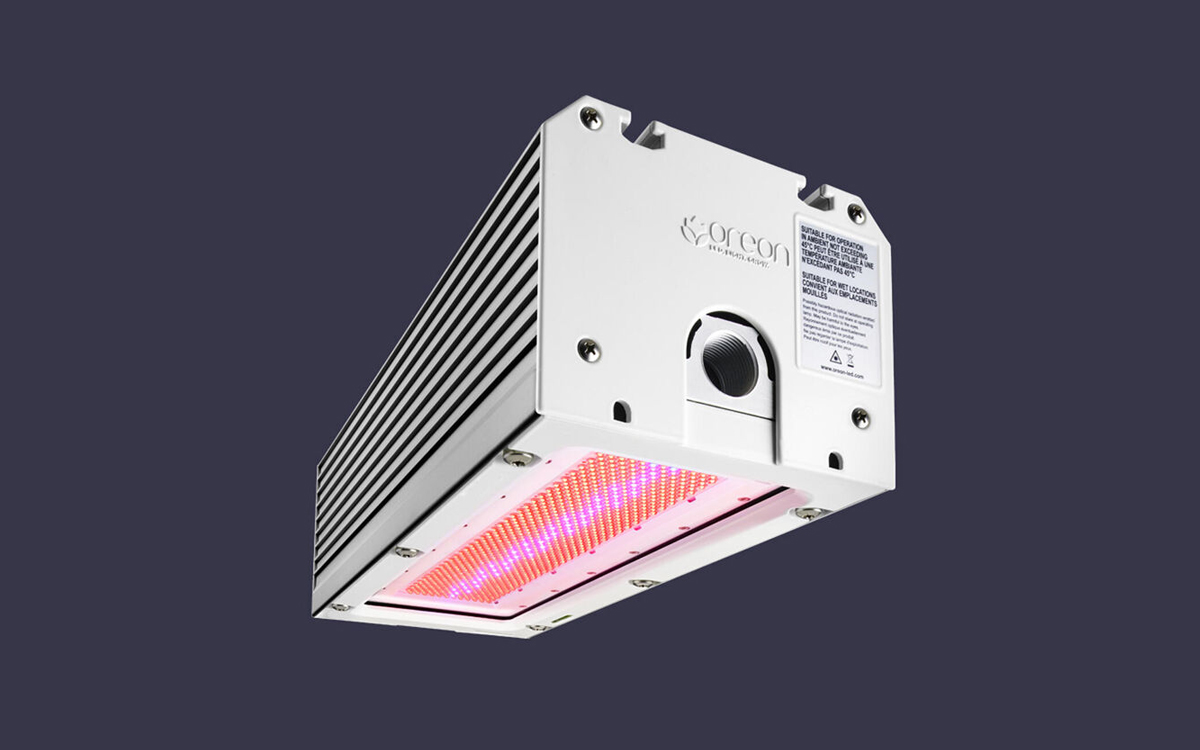 Water Cooling LED Grow Light for Commercial Greenhouses with High PPFD Output and Spectral Flexibility