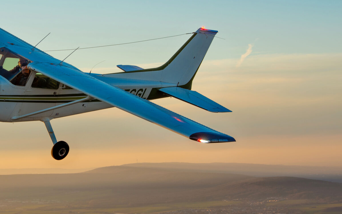Wingtip LED Navigation and Strobe Lighting Upgrade for Cessna 150 and 172 Aircraft