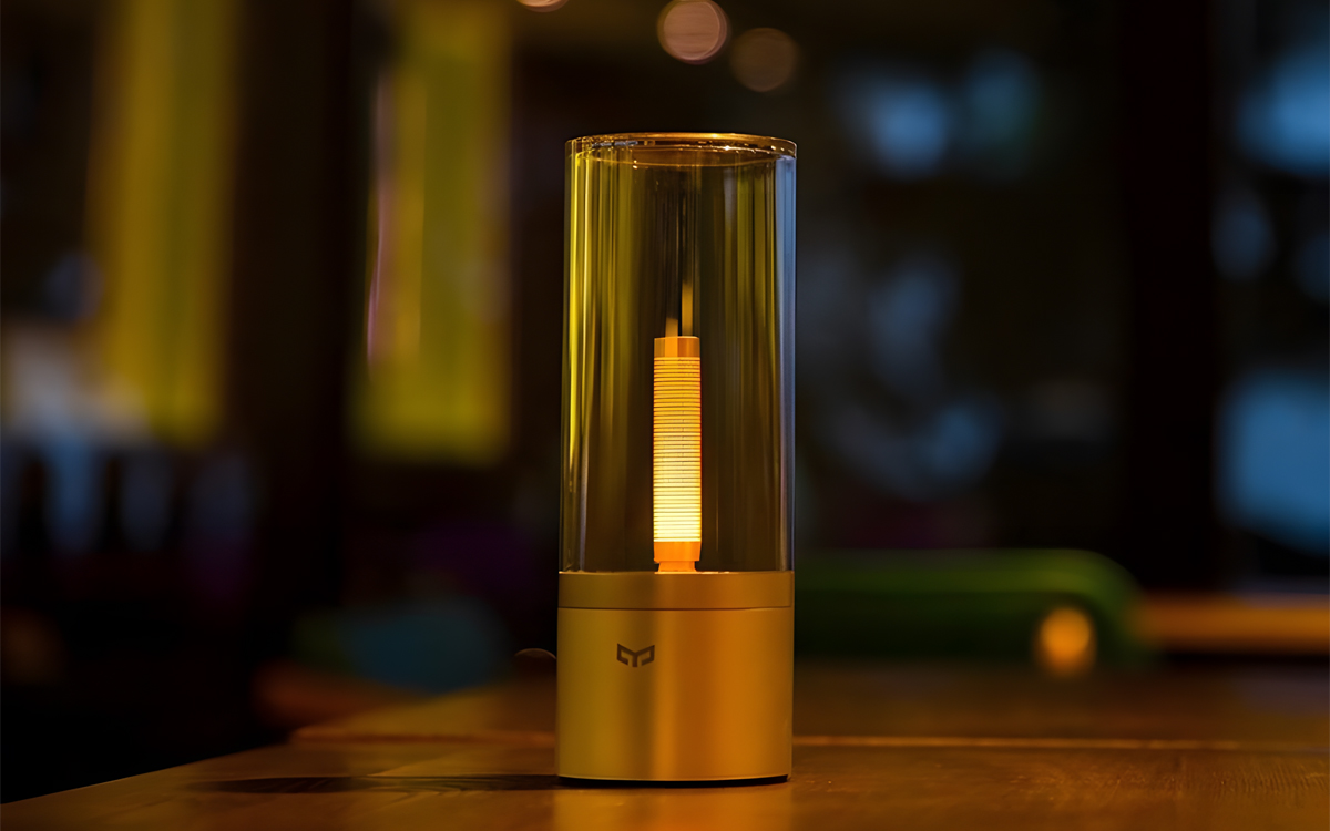 Yeelight Smart Ambience Accent Light with Gentle Candlelight Warmth for Bedrooms, Dining Tables, and Intimate Gatherings