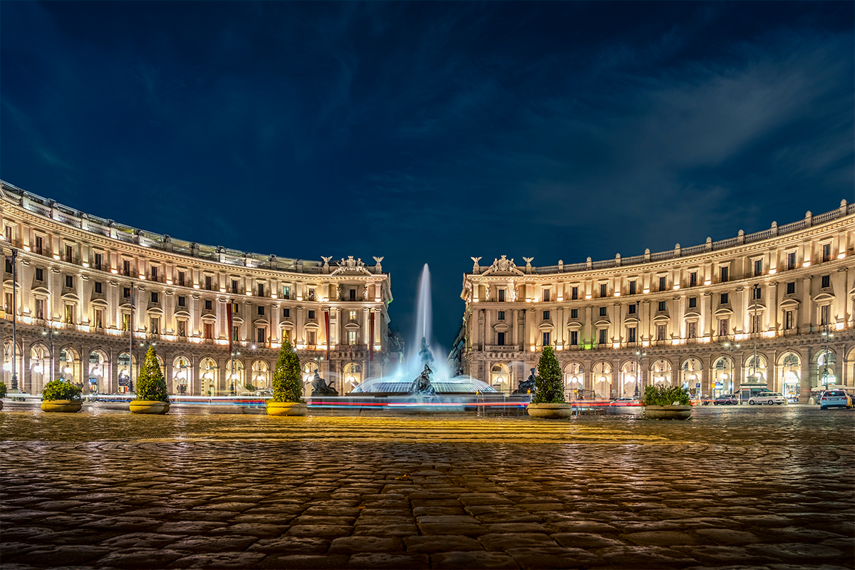 Architectural Floodlights and Spotlights