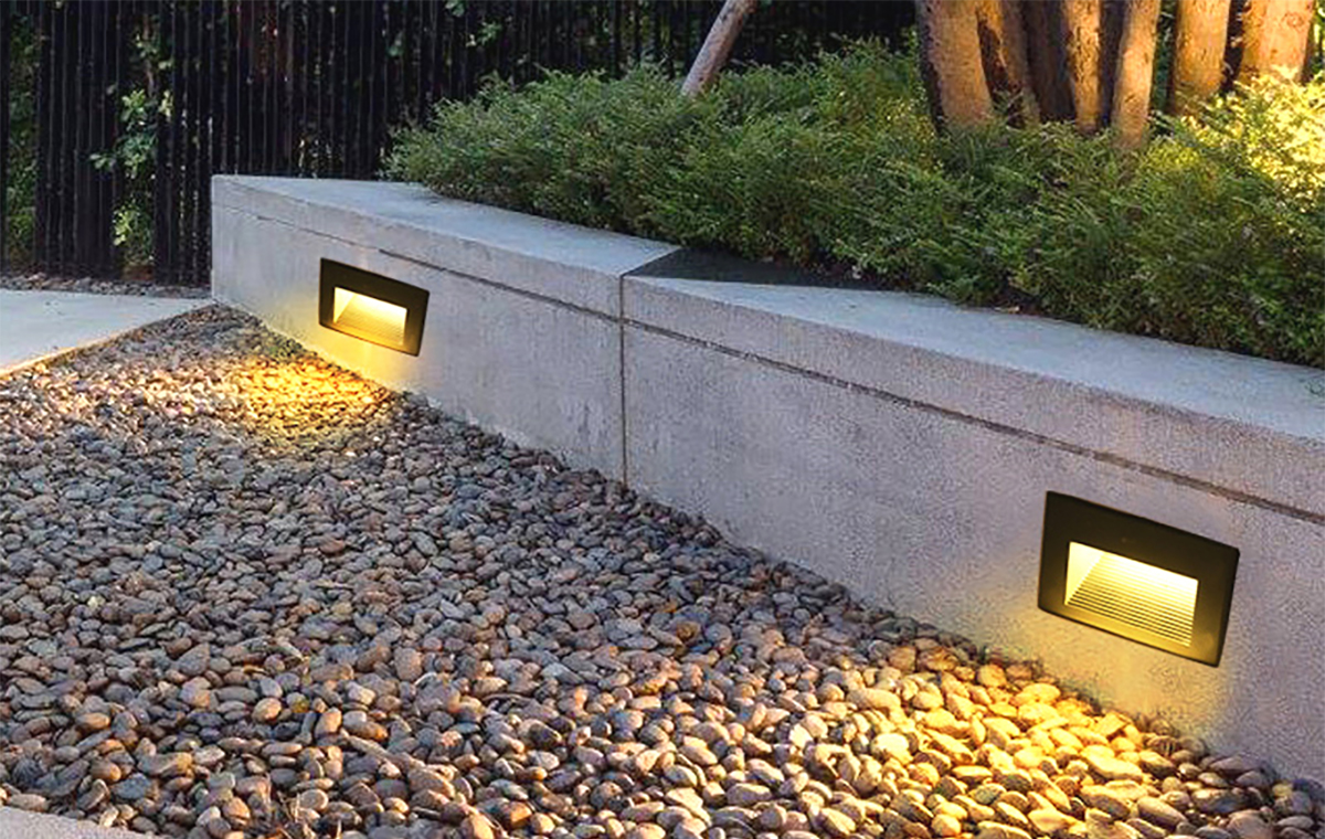 Outdoor-Recessed-Wall-Lights.jpg