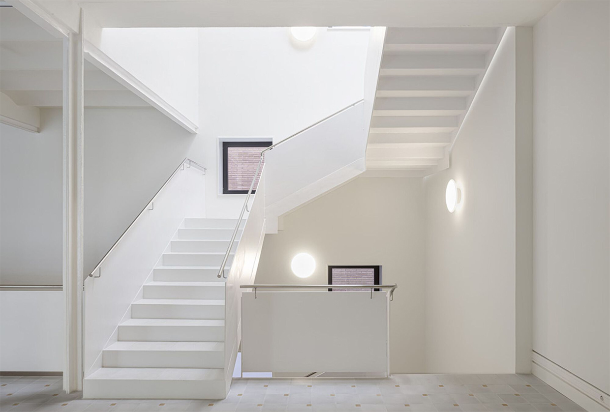 Stairwell Light Fixtures | Stairway Lights